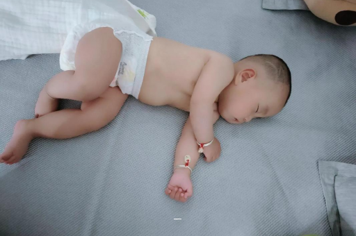 安宁两岁宝宝身高体重标准